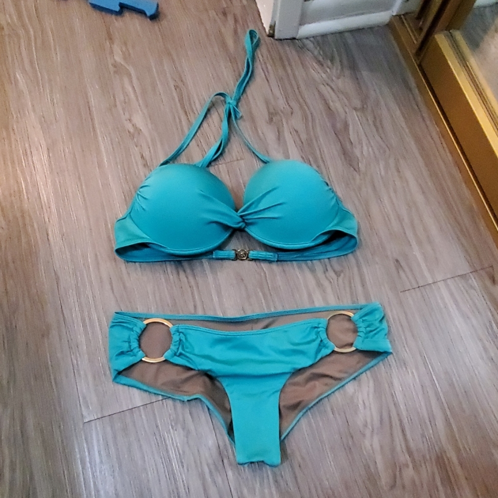 Bikini